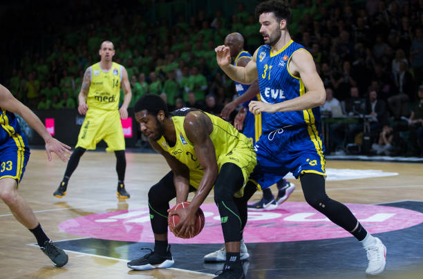 本场比赛 本场比赛