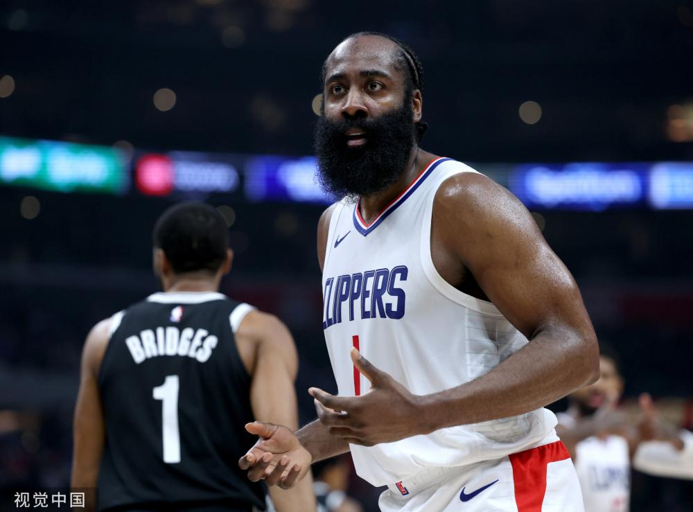 攻击性强的 攻击性强的