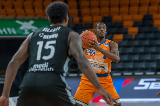 继续大笔投 继续大笔投